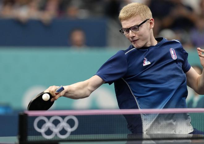 全场为之沸 全场为之沸