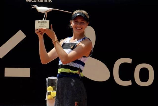 个足球发展 个足球发展