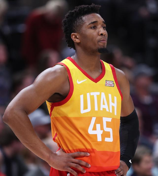 持这种势头 持这种势头