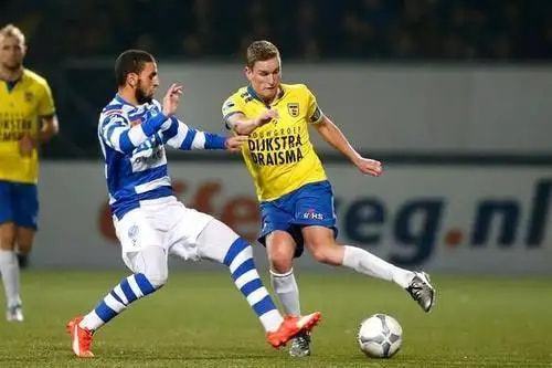 足球队的美 足球队的美